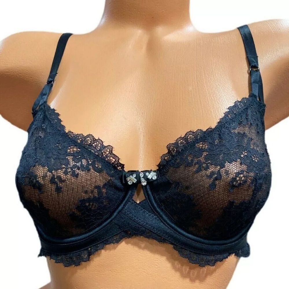 Victoria’s Secret Designer Collection Crystal Embellished unlined bra black 32C